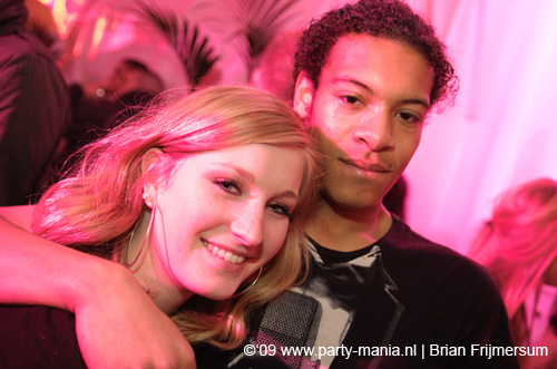 090404_146_los_partymania