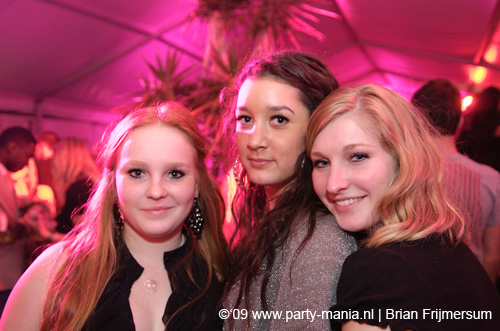 090404_147_los_partymania