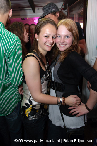 090404_198_los_partymania