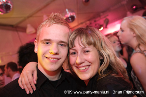 090404_221_los_partymania