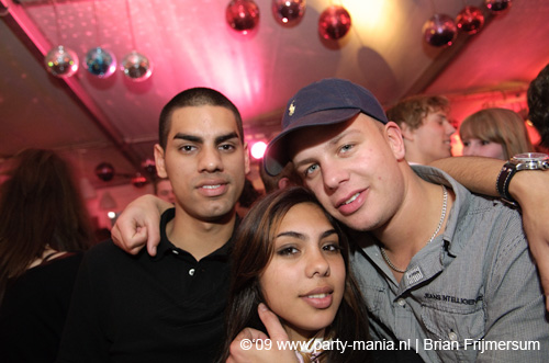 090404_224_los_partymania