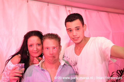 090404_237_los_partymania