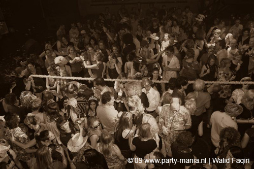 090410_066_glitterclub_partymania