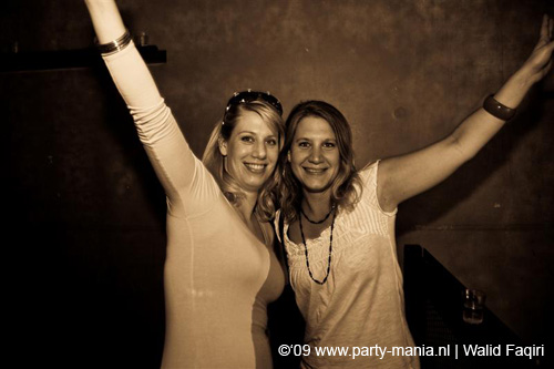 090410_093_glitterclub_partymania