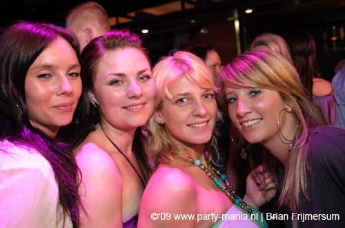 090412_129_los_partymania