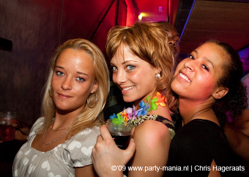 090425_117_franchise_partymania