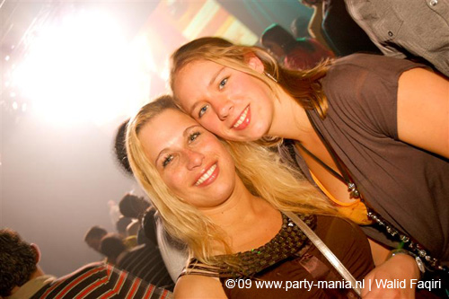 090425_123_franchise_partymania