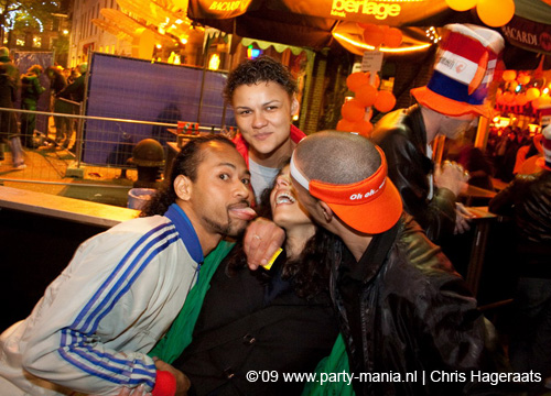 090429_084_koninginnenach_partymania