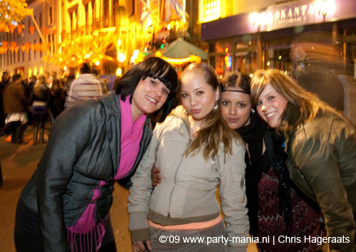 090429_103_koninginnenach_partymania