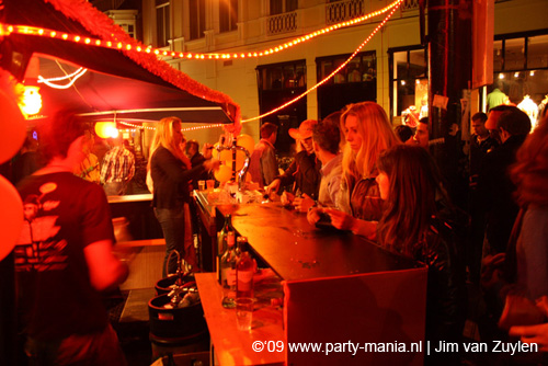 090429_071_koninginnenach_partymania