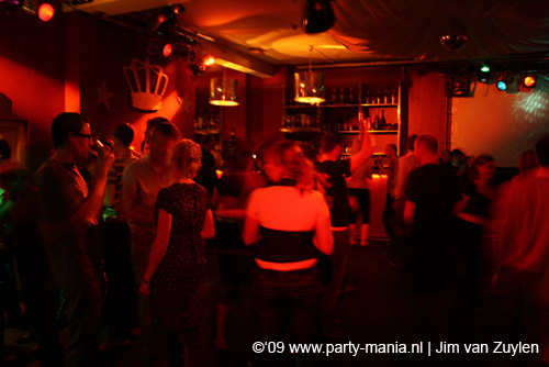 090429_103_koninginnenach_partymania