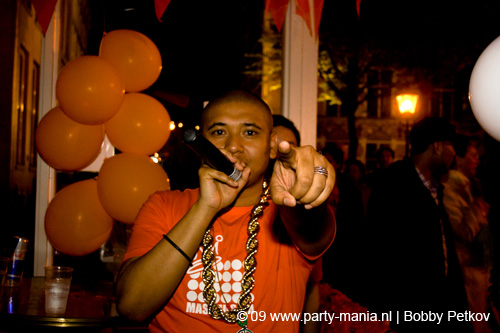 090429_069_koninginnenach_partymania