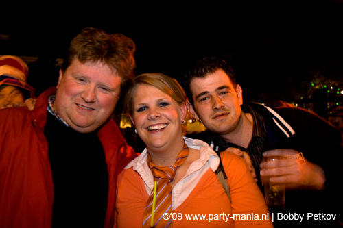 090429_085_koninginnenach_partymania