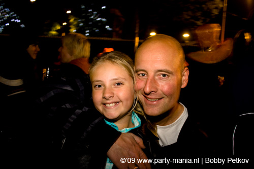 090429_103_koninginnenach_partymania