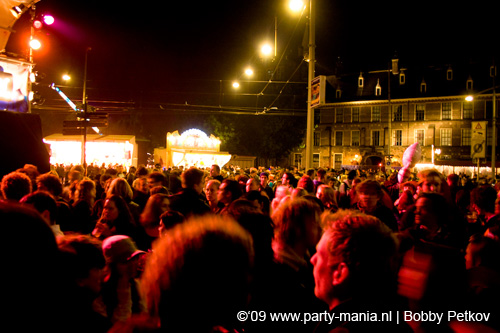 090429_105_koninginnenach_partymania