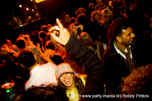 090429_107_koninginnenach_partymania