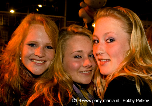 090429_111_koninginnenach_partymania