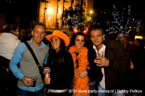 090429_119_koninginnenach_partymania