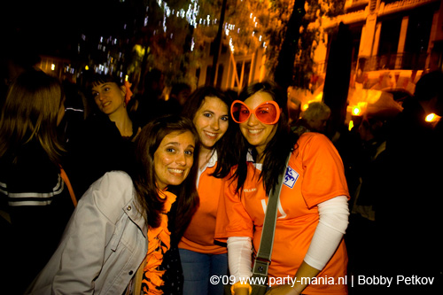 090429_124_koninginnenach_partymania