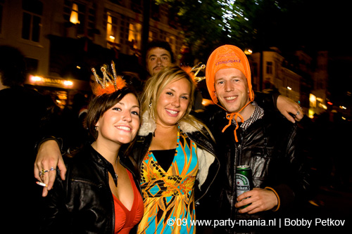 090429_126_koninginnenach_partymania