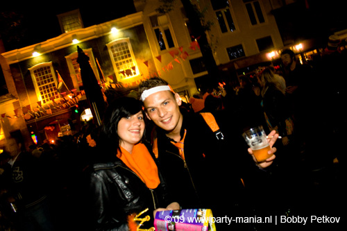 090429_127_koninginnenach_partymania