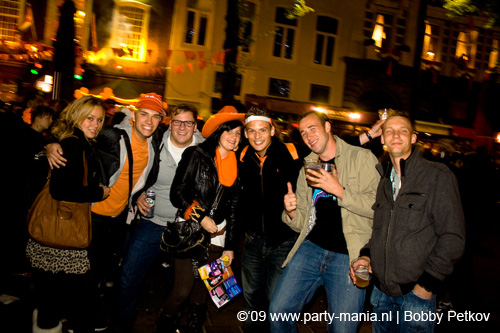 090429_128_koninginnenach_partymania