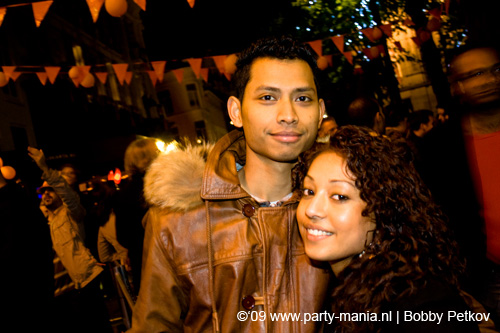 090429_132_koninginnenach_partymania