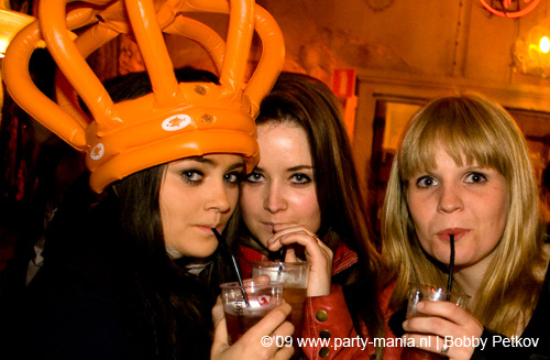 090429_139_koninginnenach_partymania