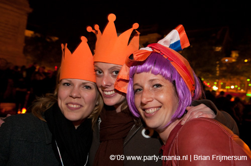 090429_104_koninginnenach_partymania