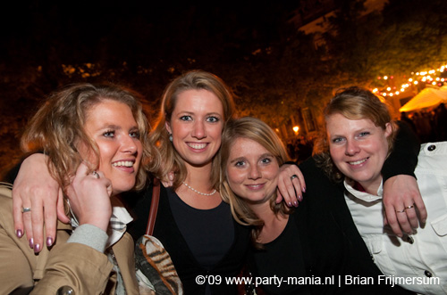 090429_110_koninginnenach_partymania