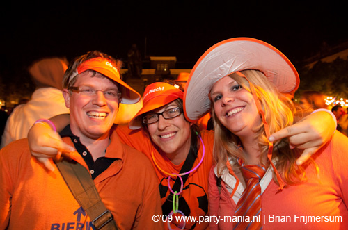 090429_113_koninginnenach_partymania