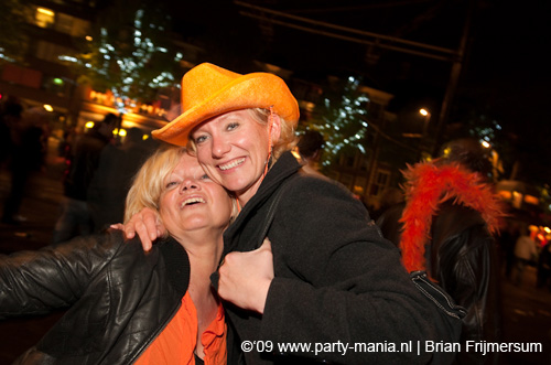 090429_119_koninginnenach_partymania