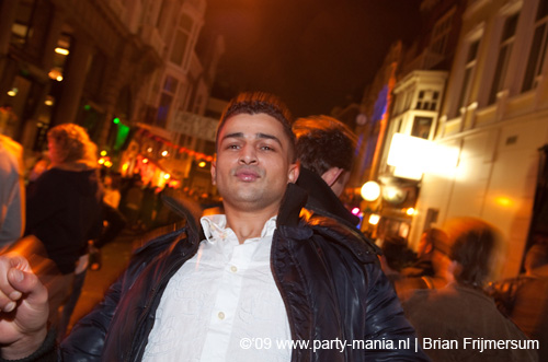 090429_123_koninginnenach_partymania