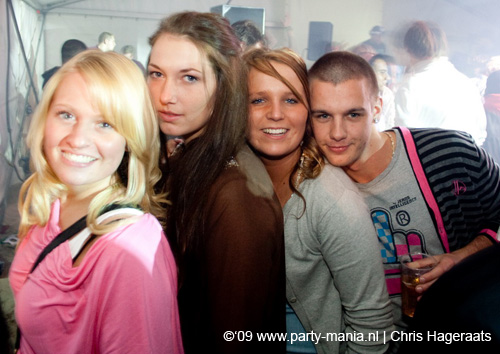 090509_238_gekkehouse_partymania