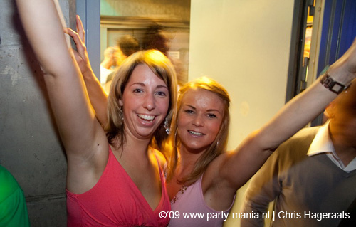 090521_097_franchise_partymania