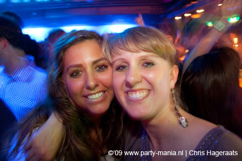 090521_143_franchise_partymania