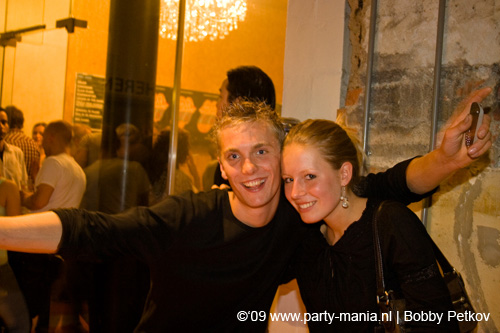 090521_163_franchise_partymania