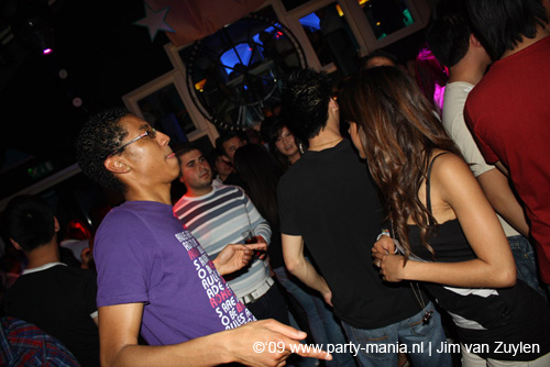 090529_067_le_paris_partymania