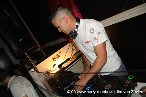 090529_080_le_paris_partymania