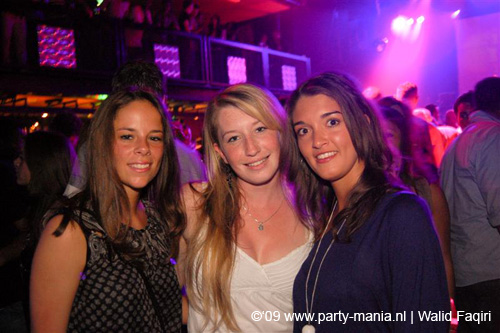 090529_073_los_partymania