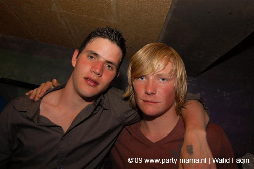 090529_081_los_partymania