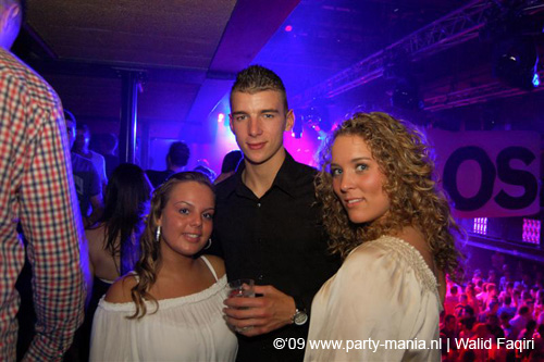 090529_083_los_partymania