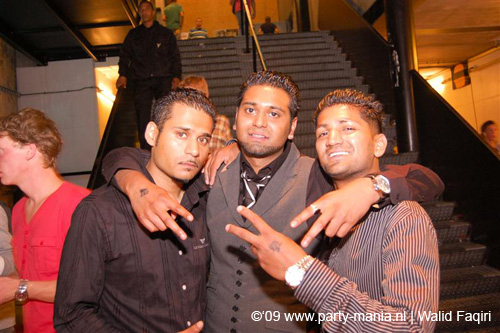 090529_121_los_partymania