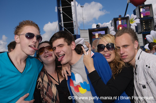 090620_116_los_festival_partymania