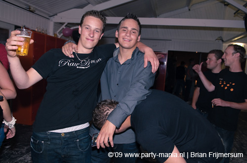 090627_077_gaaf_partymania