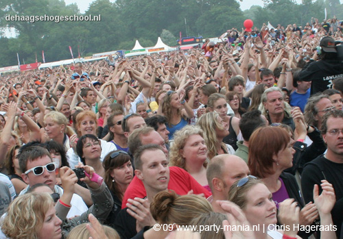 090628_112_parkpop_partymania