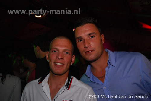 090710_066_latin_lovers_partymania