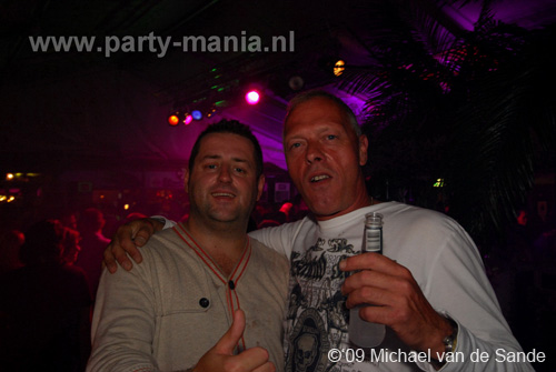 090710_101_latin_lovers_partymania