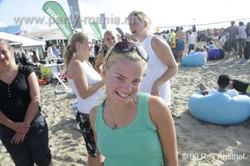 090802_226_haagse_horeca_beachvolleybal_partymania