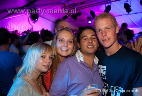 090815_095_franchise_partymania